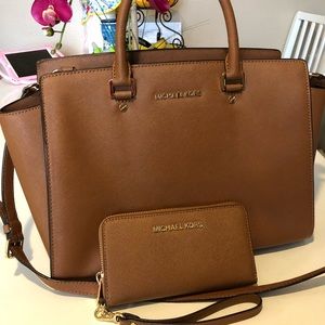 Michael Kors whole set bag and wallet